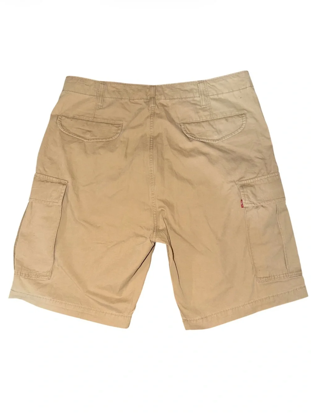 NWT Levi's Men's Cargo Shorts. Color Tan-Harvest Gold-Waist 36”.